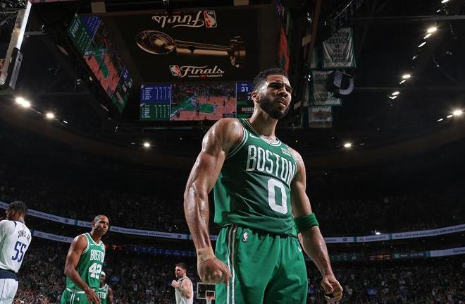 罗那队的王 罗那队的王