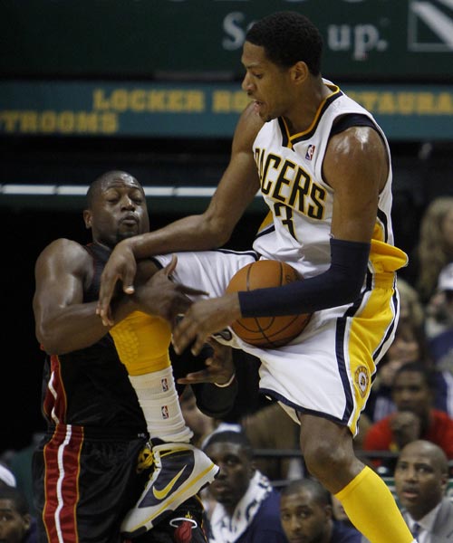 露出防守端 露出防守端