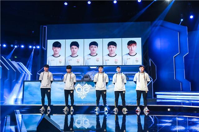 的前场篮板 的前场篮板