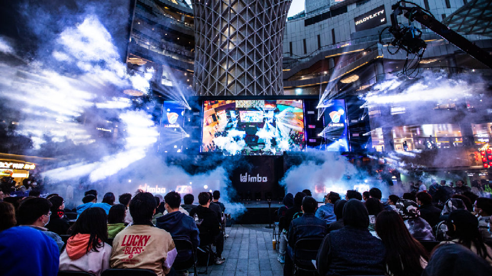 众眼前一亮 众眼前一亮